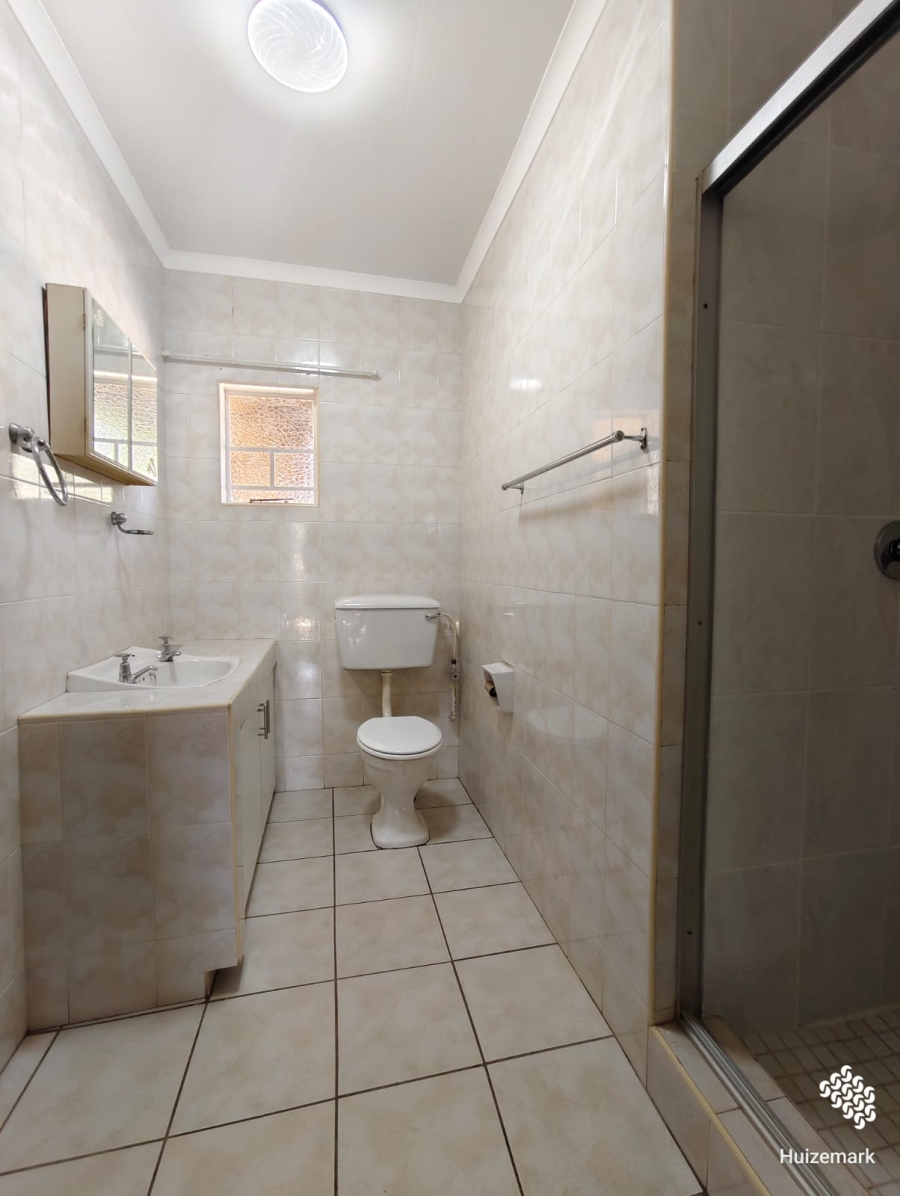 To Let 3 Bedroom Property for Rent in Vaalpark Free State